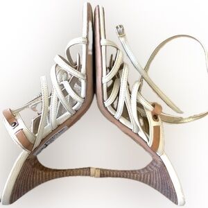 TACCETTI Italian leather cream & tan strappy Sandals, stacked stiletto heel. 37